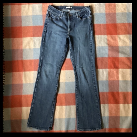 Classic Bootcut Levi Jeans - Picture 3 of 3